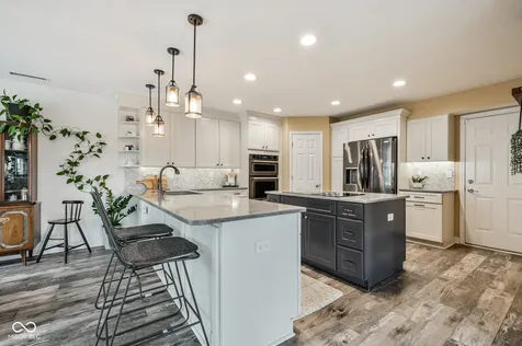 863 Moate Circle Greenwood IN 46143