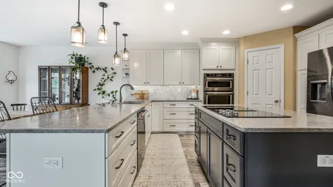 863 Moate Circle Greenwood IN 46143
