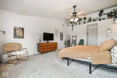 863 Moate Circle Greenwood IN 46143