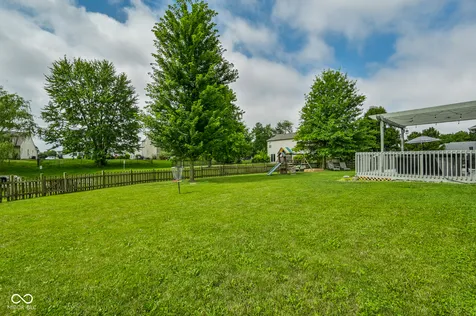 863 Moate Circle Greenwood IN 46143