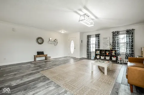 863 Moate Circle Greenwood IN 46143