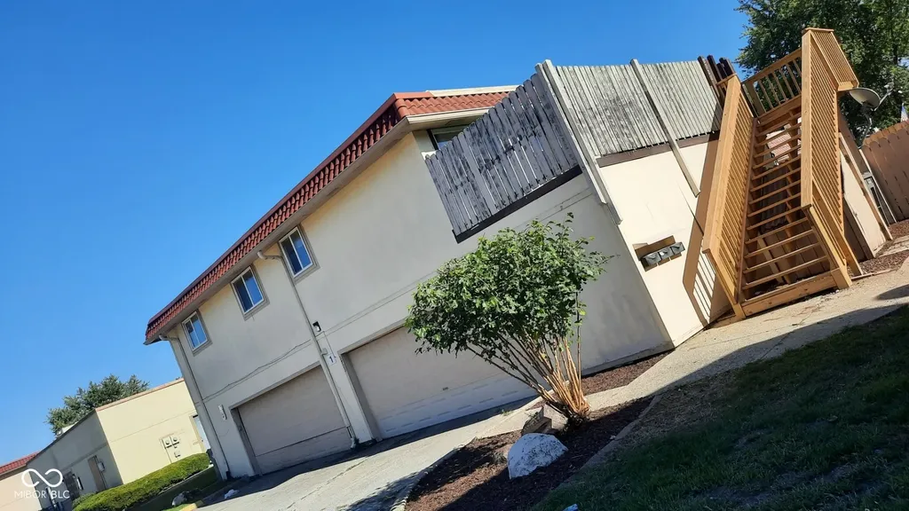 2721 Del Prado Drive Indianapolis IN 46227