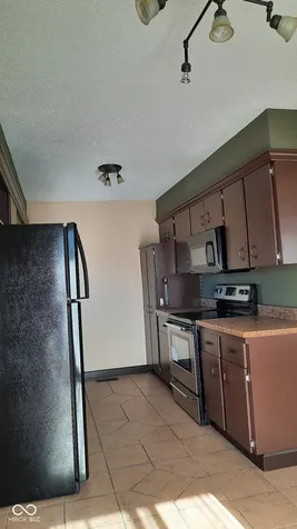 2721 Del Prado Drive Indianapolis IN 46227