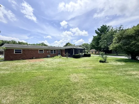 1000 Valley Drive Crawfordsville IN 47933