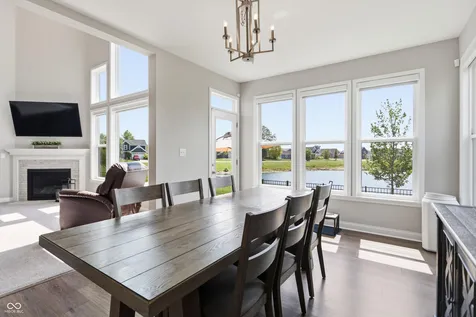 976 Pond View Drive Greenfield IN 46140