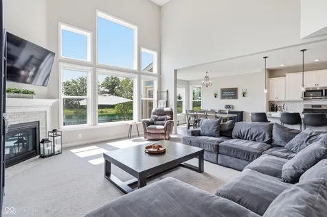 976 Pond View Drive Greenfield IN 46140