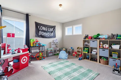 976 Pond View Drive Greenfield IN 46140