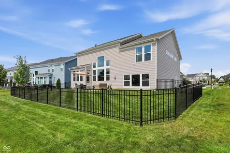 976 Pond View Drive Greenfield IN 46140