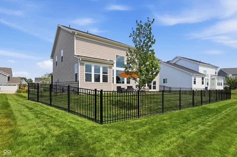 976 Pond View Drive Greenfield IN 46140