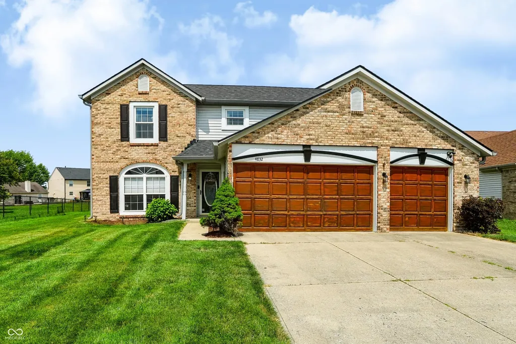 4832 Thicket Grove Lane Indianapolis IN 46237