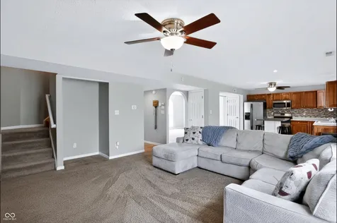 4832 Thicket Grove Lane Indianapolis IN 46237