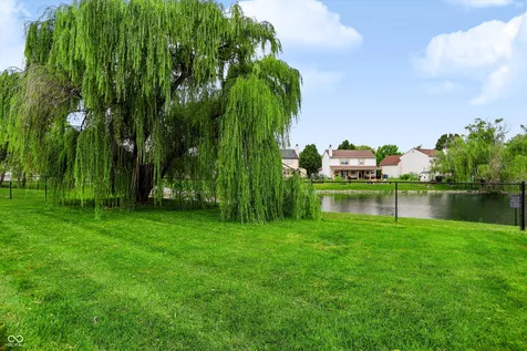 4832 Thicket Grove Lane Indianapolis IN 46237