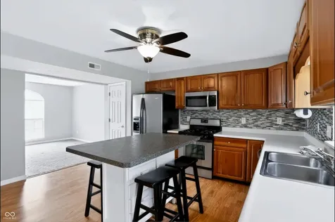 4832 Thicket Grove Lane Indianapolis IN 46237