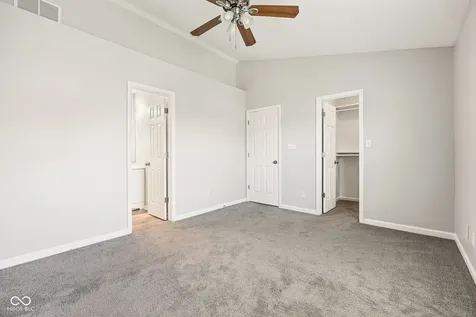 5187 Pin Oak Drive Indianapolis IN 46254