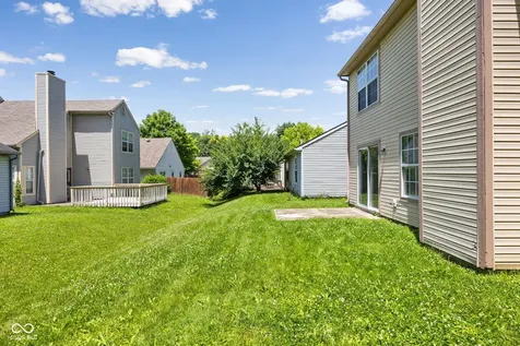 5187 Pin Oak Drive Indianapolis IN 46254