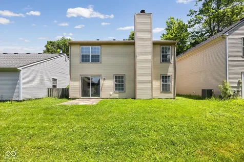 5187 Pin Oak Drive Indianapolis IN 46254