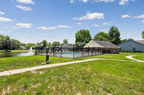 5187 Pin Oak Drive Indianapolis IN 46254
