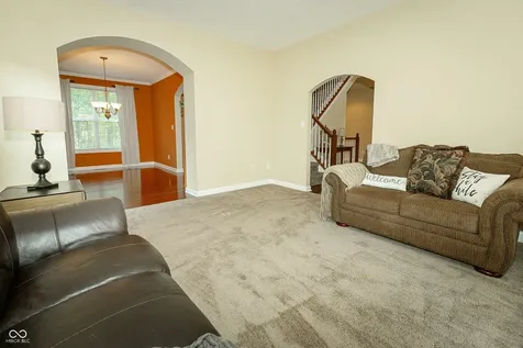 8461 Vine Maple Way Indianapolis IN 46278