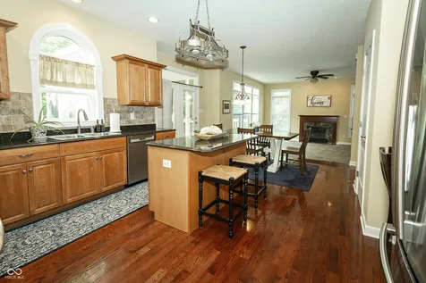 8461 Vine Maple Way Indianapolis IN 46278