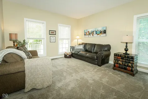 8461 Vine Maple Way Indianapolis IN 46278