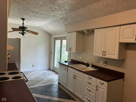 1442 Wayne Street Noblesville IN 46060
