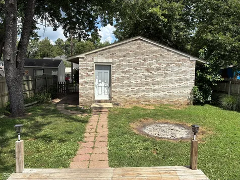 1442 Wayne Street Noblesville IN 46060