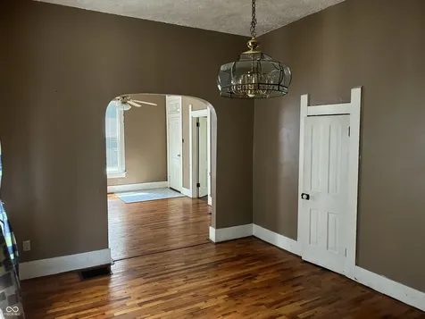 1442 Wayne Street Noblesville IN 46060
