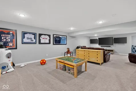 15581 Edenvale Drive Westfield IN 46074
