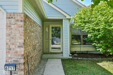 6717 Huntsmen Court Indianapolis IN 46250