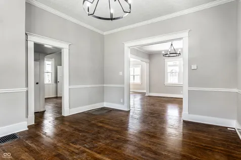 671 N 10th Street Noblesville IN 46060