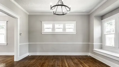671 N 10th Street Noblesville IN 46060
