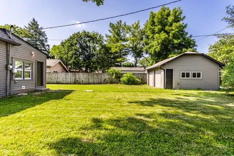 671 N 10th Street Noblesville IN 46060