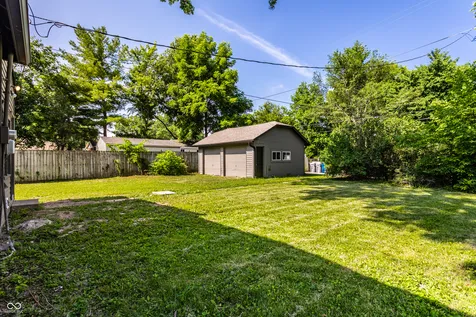 671 N 10th Street Noblesville IN 46060