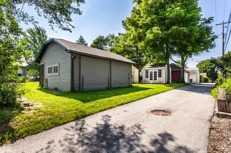 671 N 10th Street Noblesville IN 46060