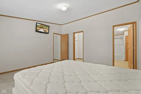 5542 E Washboard Road Bloomfield IN 47424
