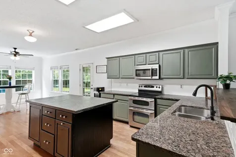 5904 Grand Vista Drive Indianapolis IN 46234