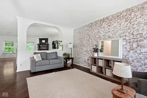 5904 Grand Vista Drive Indianapolis IN 46234