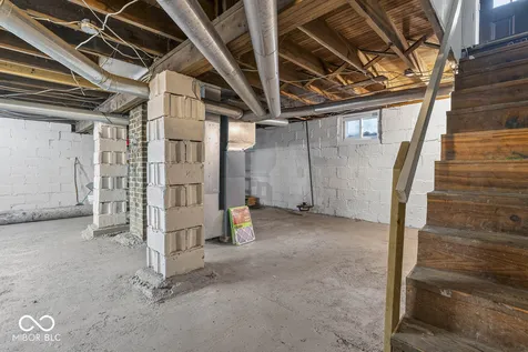 4706 Caroline Avenue Indianapolis IN 46205