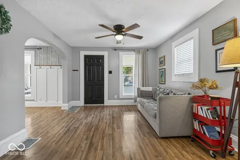 4706 Caroline Avenue Indianapolis IN 46205