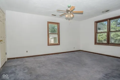 3160 Elizabeth Street Indianapolis IN 46234