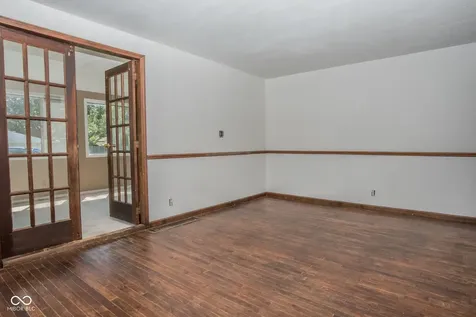 3160 Elizabeth Street Indianapolis IN 46234