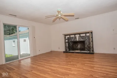 3160 Elizabeth Street Indianapolis IN 46234