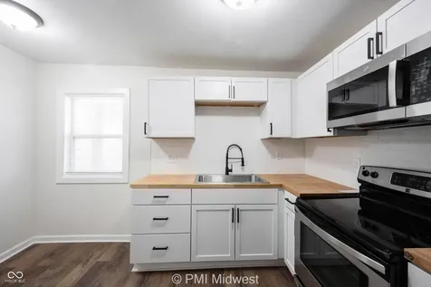 512 N Chester Indianapolis IN 46201