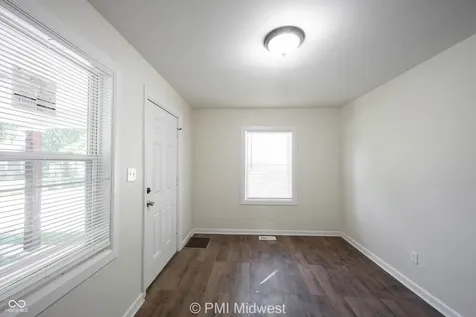 512 N Chester Indianapolis IN 46201