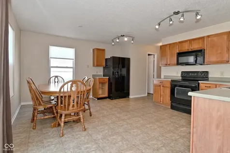 8468 Ash Grove Drive Indianapolis IN 46113
