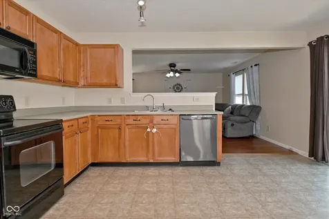 8468 Ash Grove Drive Indianapolis IN 46113