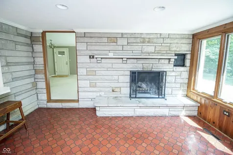 120 White Oaks Street Fishers IN 46038