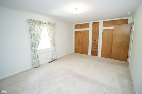 120 White Oaks Street Fishers IN 46038