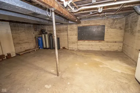 120 White Oaks Street Fishers IN 46038
