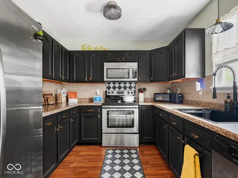 6665 Crestwell Lane Indianapolis IN 46268